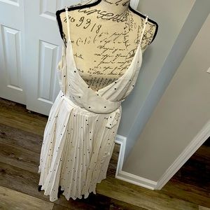 Once worn - Polka Dot Pleated dress from the Loft